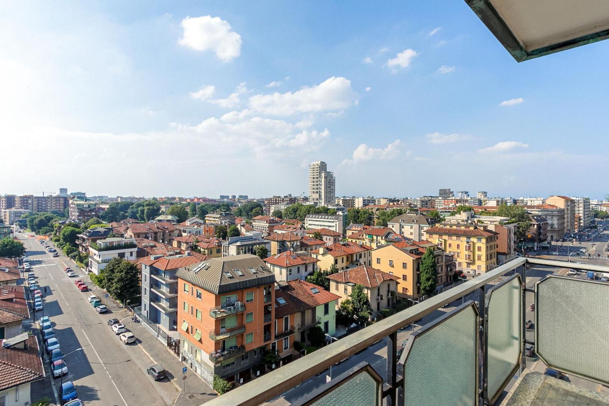 Melchiorre Gioia Vista Alpi With Terrace By Halldis *