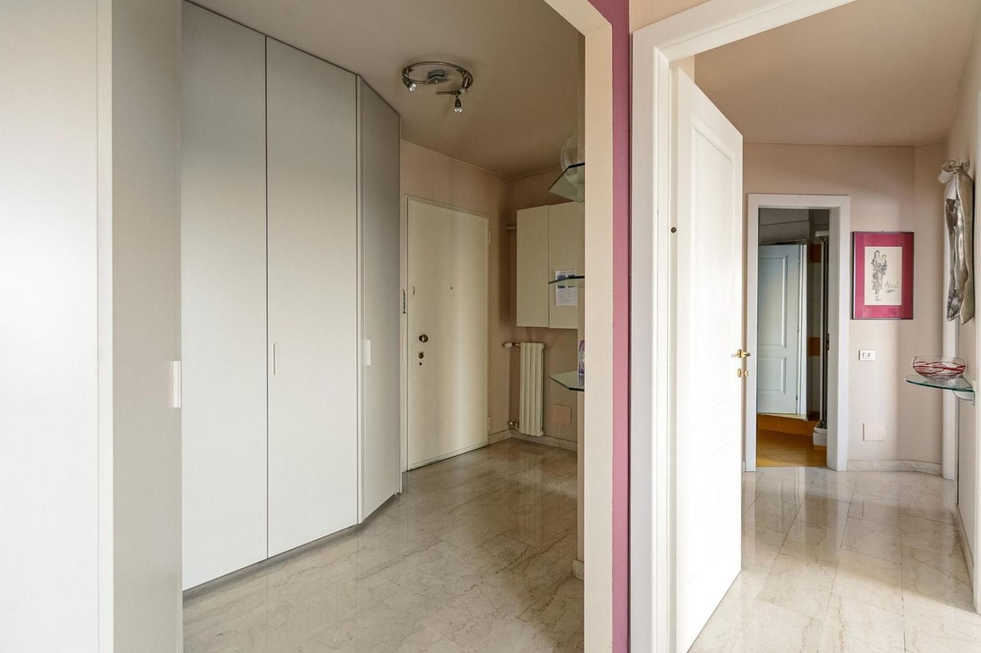 Melchiorre Gioia Vista Alpi With Terrace By Halldis *